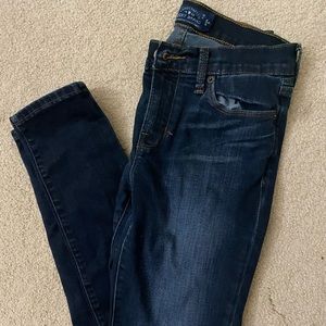 Lucky brand dark wash jeans